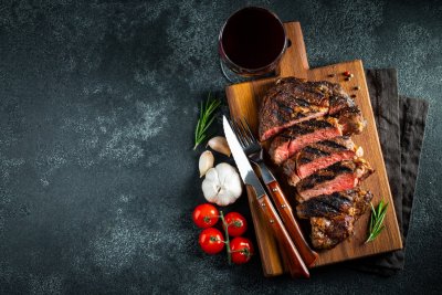 Wijn en vlees combineren: wat zijn de beste matches?