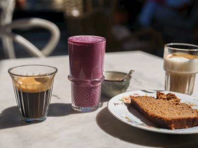 Dit paarse drankje wordt de nieuwe matcha