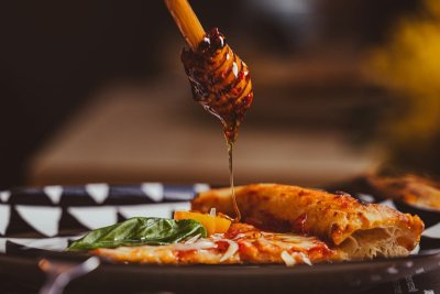Waarom hot honey ineens in elke supermarkt ligt